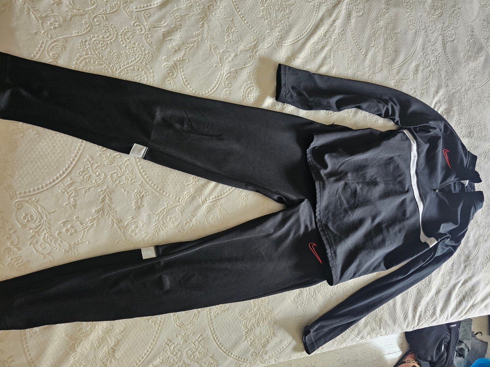 Nike Dri-FIT Trainingspak Zwart - Maat L/XL, Ophalen, Maat 52/54 (L), Zwart, Nike