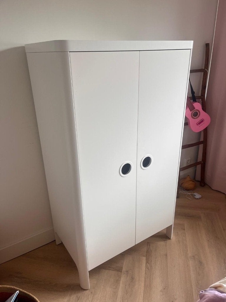 IKEA busunge kinder kledingkast, Ophalen, Kast, 50 tot 70 cm, 105 cm of meer