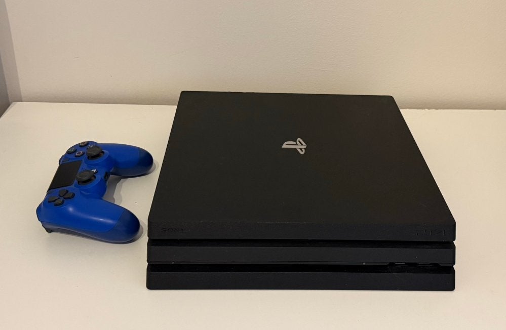 PlayStation 4 Pro 1TB CUH-7216B | Firmware 11.00, Ophalen, Zo goed als nieuw, 1 TB, Met 1 controller