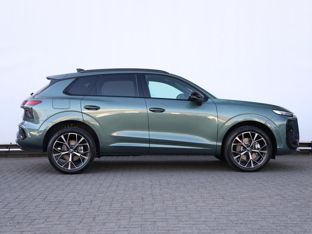 Audi Q3 S edition e-hybrid 272 PK Hatchback 6 ver | Tech plu, Auto's, Audi, 1800 kg, 1498 cc, 4 cilinders, 150 min