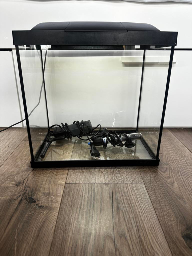 Super Fish Start 30 aquarium met verwarming en filter, Ophalen, Verwarming, Zo goed als nieuw, Leeg aquarium