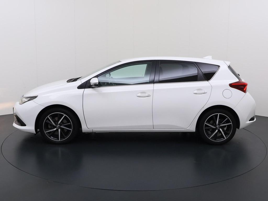 Toyota Auris 1.8 Hybrid Executive Go, Auto's, Gebruikt, Euro 6, 4 cilinders, Wit