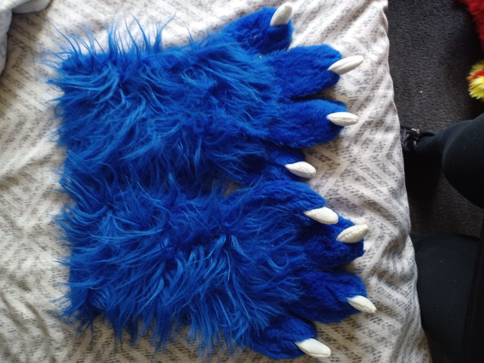Blauwe Monster Klauwen - Fursuit Accessoire, Hobby en Vrije tijd, Ophalen of Verzenden, Gebruikt, Accessoires