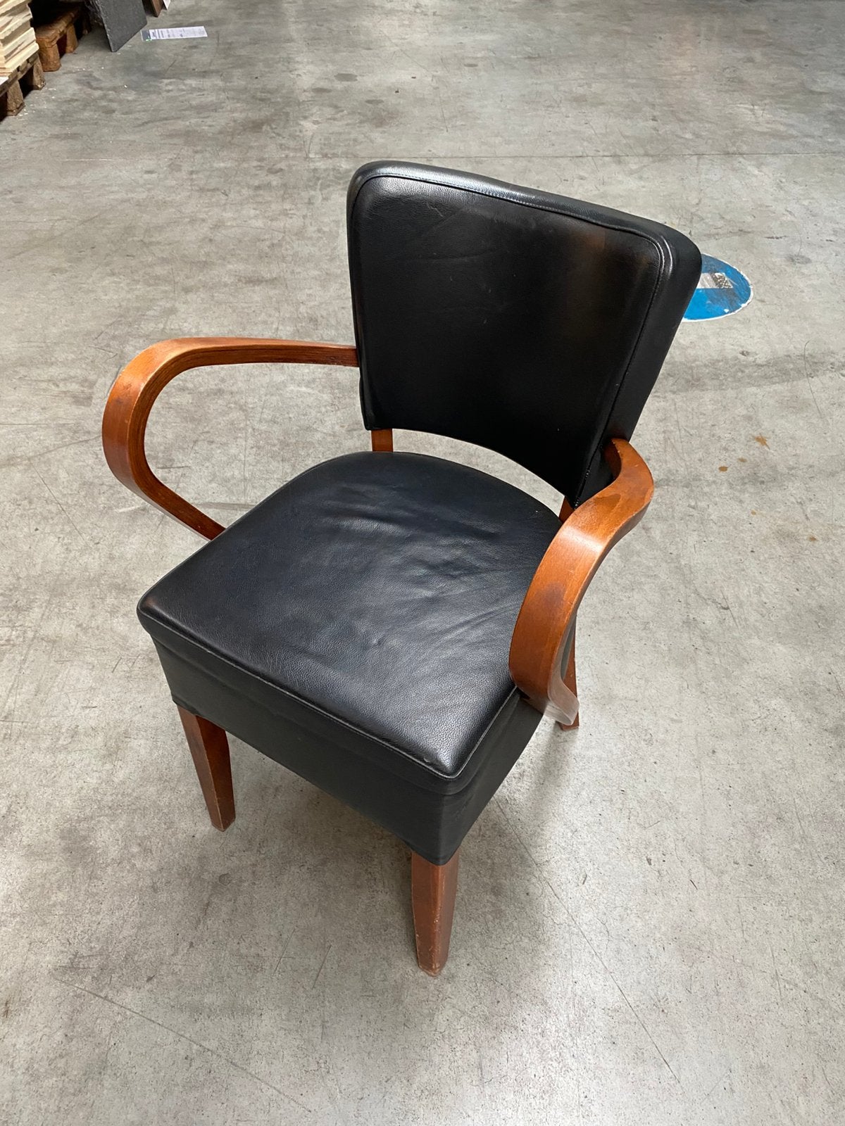 Verschillende soorten horecastoel Lisa, Gebruikt, Overige kleuren, Ophalen of Verzenden, Hout