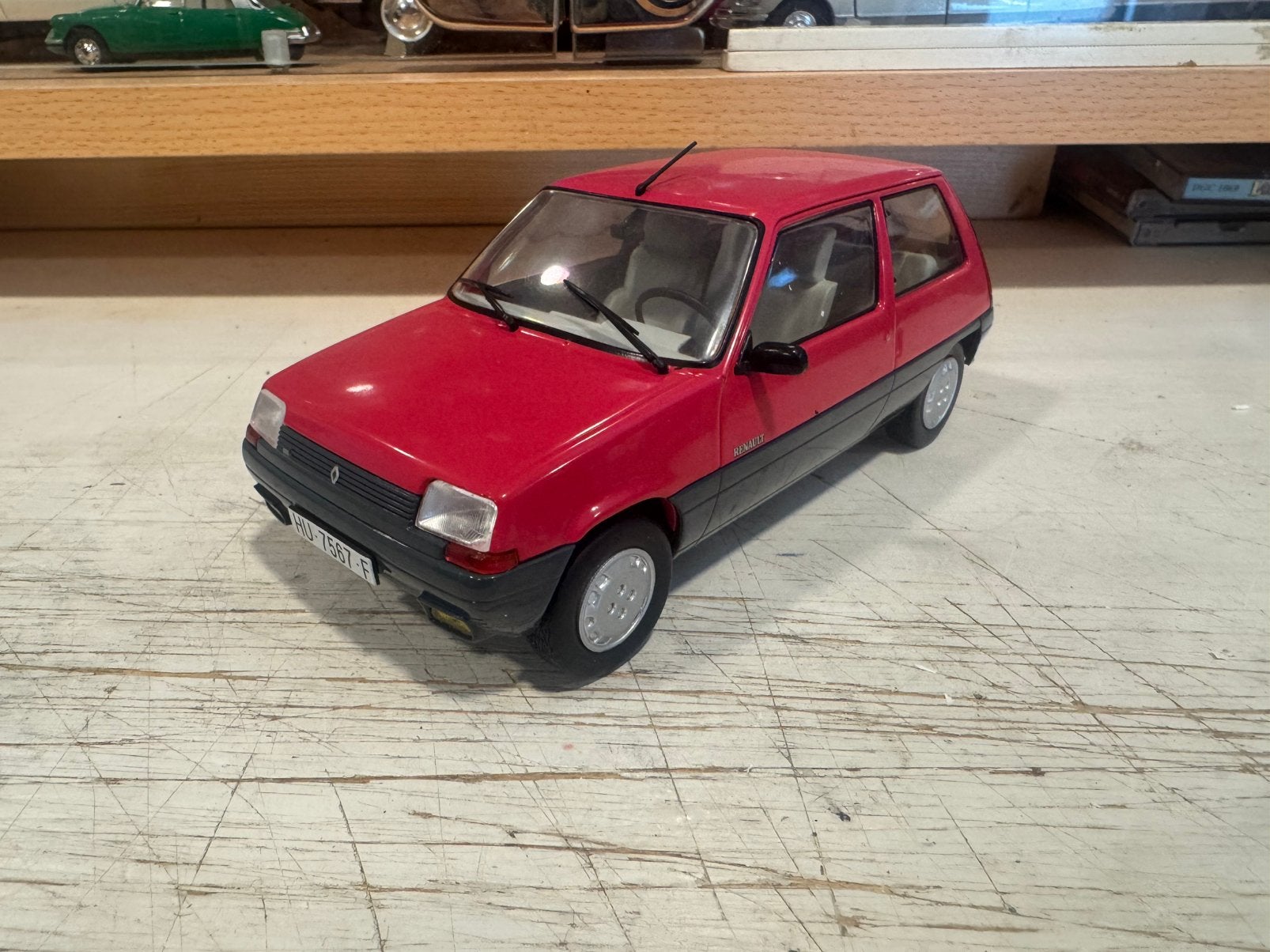 1:24 Renault 5 GTL 1985 Salvat hachette Rood, Hobby en Vrije tijd, Ophalen of Verzenden, Gebruikt, Auto, Overige merken