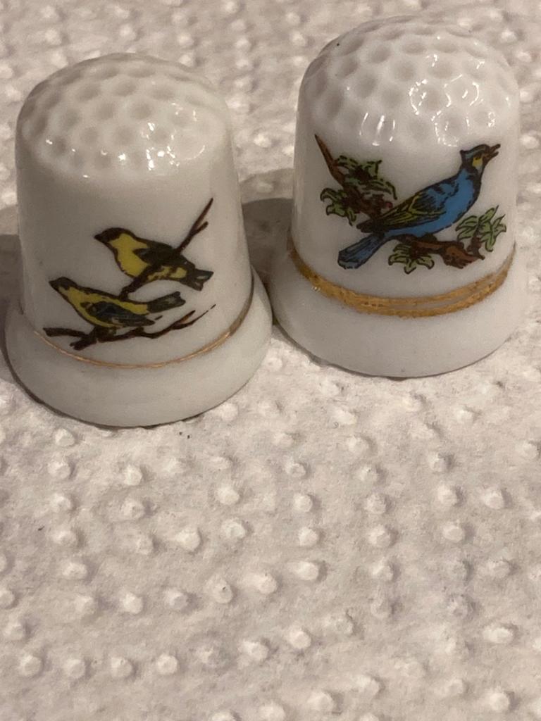 Set van 2 vingerhoedjes vogel, Ophalen of Verzenden, Zo goed als nieuw