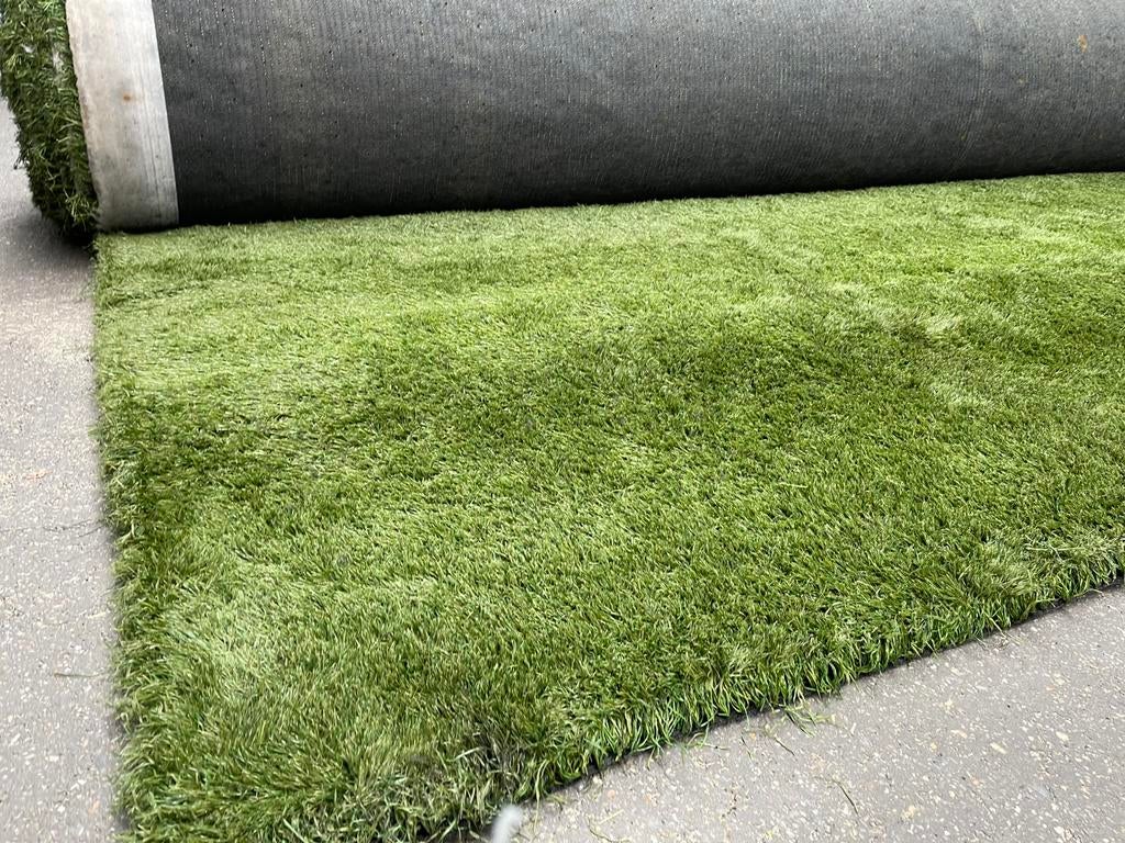 50m2 Kunstgras. Nog als nieuw! (4m x 12.5m) €400,-, Tuin en Terras, Gras en Kunstgras, Ophalen of Verzenden, Zo goed als nieuw