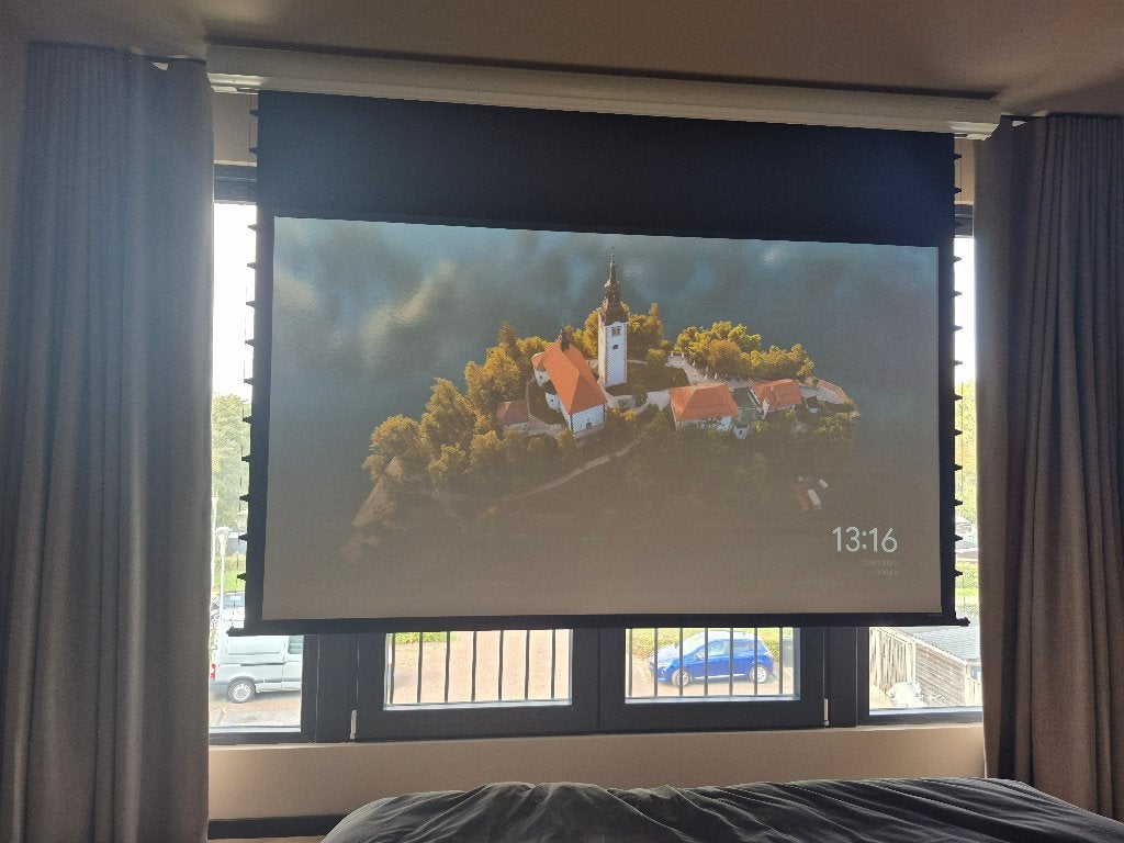 Projectie / beamer scherm 120 Inch 16:9 WK topper, Ophalen, Elektrisch, Zo goed als nieuw