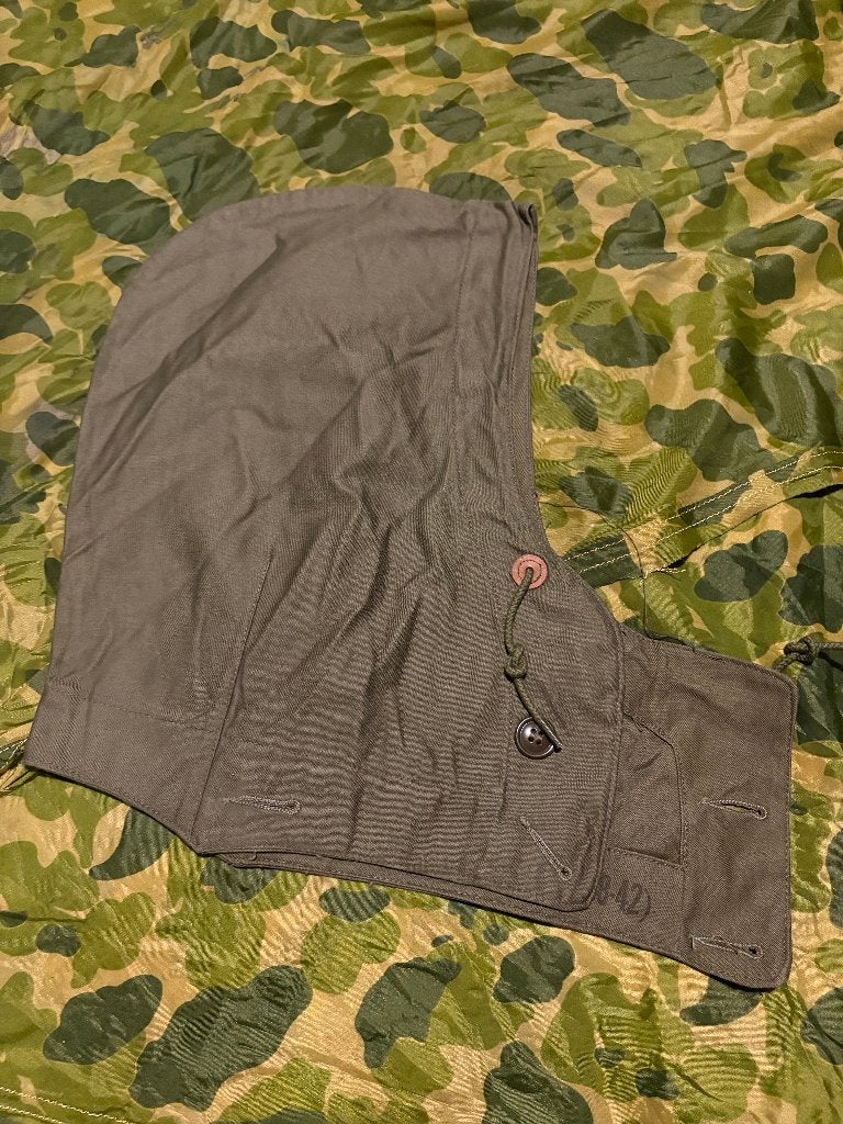 Tweede wereldoorlog US M1943 hood Medium 1944, Ophalen of Verzenden, Landmacht, Amerika, Kleding of Schoenen