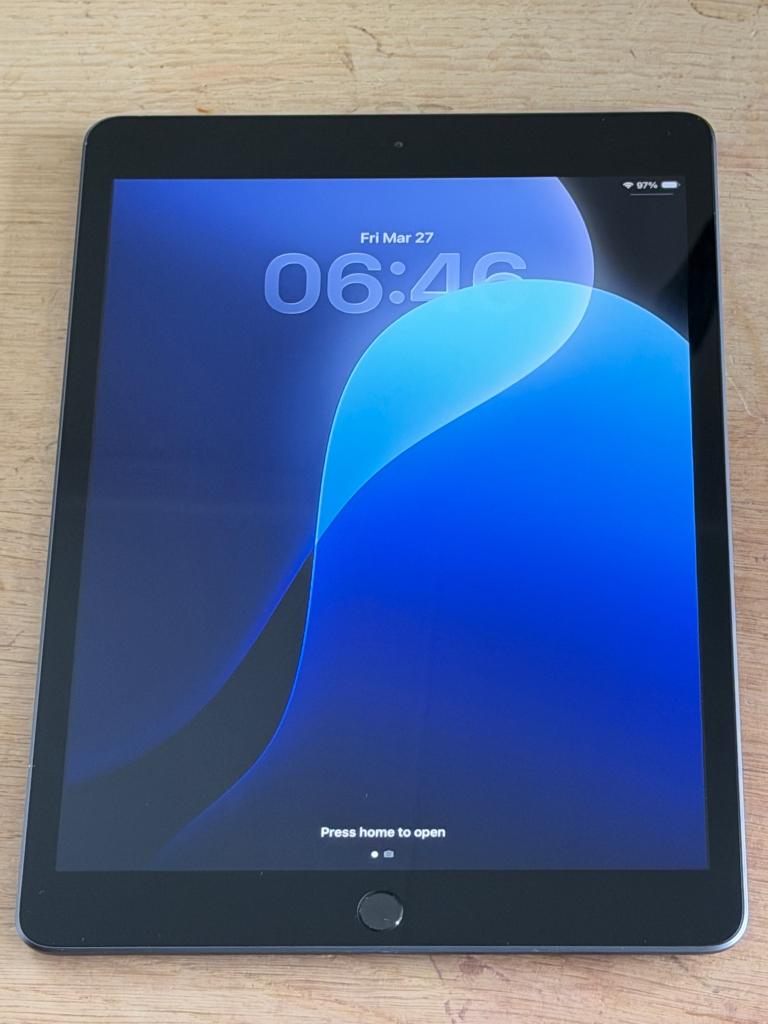Erg Nette iPad 8th gen Black, met 85% batterijconditie!, Computers en Software, Apple iPads, 10 inch, Gebruikt, 32 GB, Apple