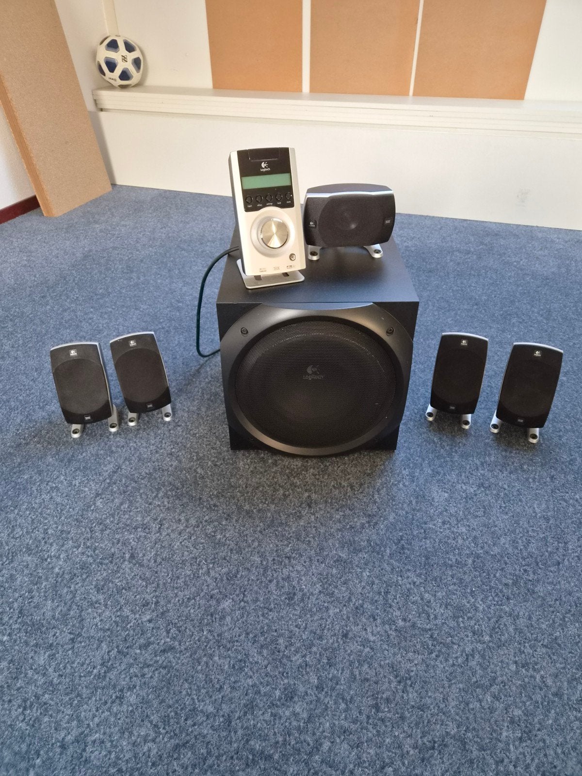 Logitech Z-5500 Digital 5.1 Surround Sound Systeem 85 euro, Ophalen