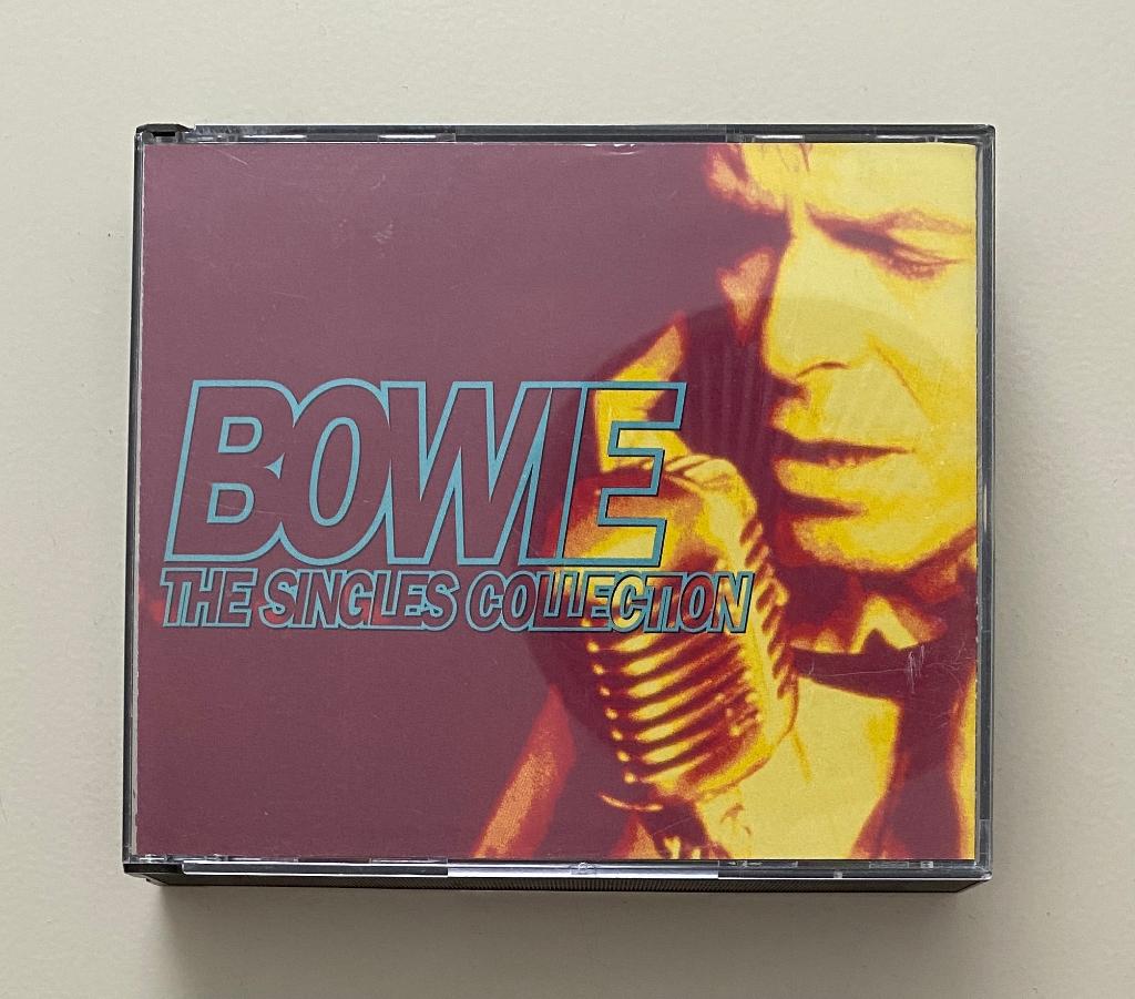 David Bowie - The single collectie, Cd's en Dvd's, Cd's | Pop, Zo goed als nieuw, Ophalen of Verzenden
