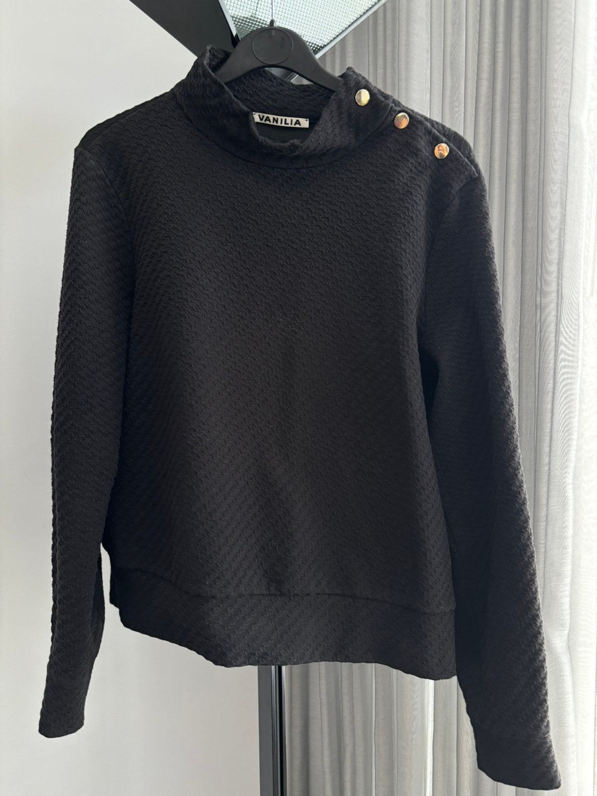 Zwarte trui VANILIA mt42 IN GOEDE STAAT, Kleding | Dames, Ophalen of Verzenden, Gedragen, Maat 42/44 (L), Zwart