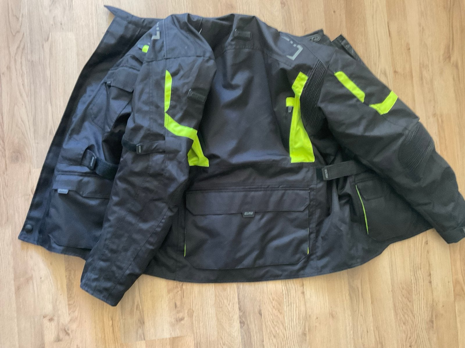 Motorjas en motorbroek set - Zwart/Neon Geel + helm, Ophalen, Tweedehands, Dames, Jas | textiel