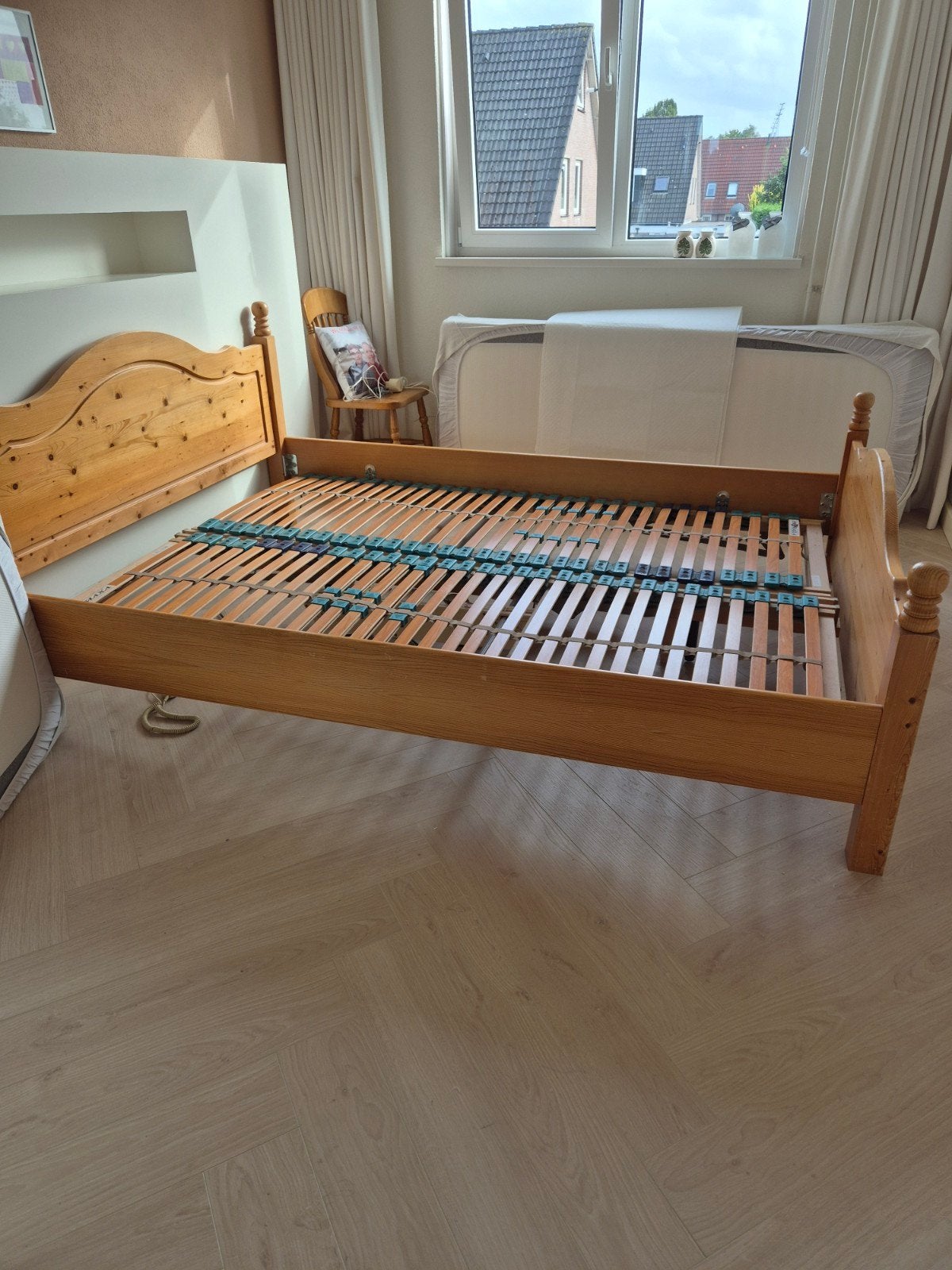 2 persoons bed 2x80x220 elektrische lattenbodem, Ophalen, Eenpersoons, 210 cm, Zo goed als nieuw