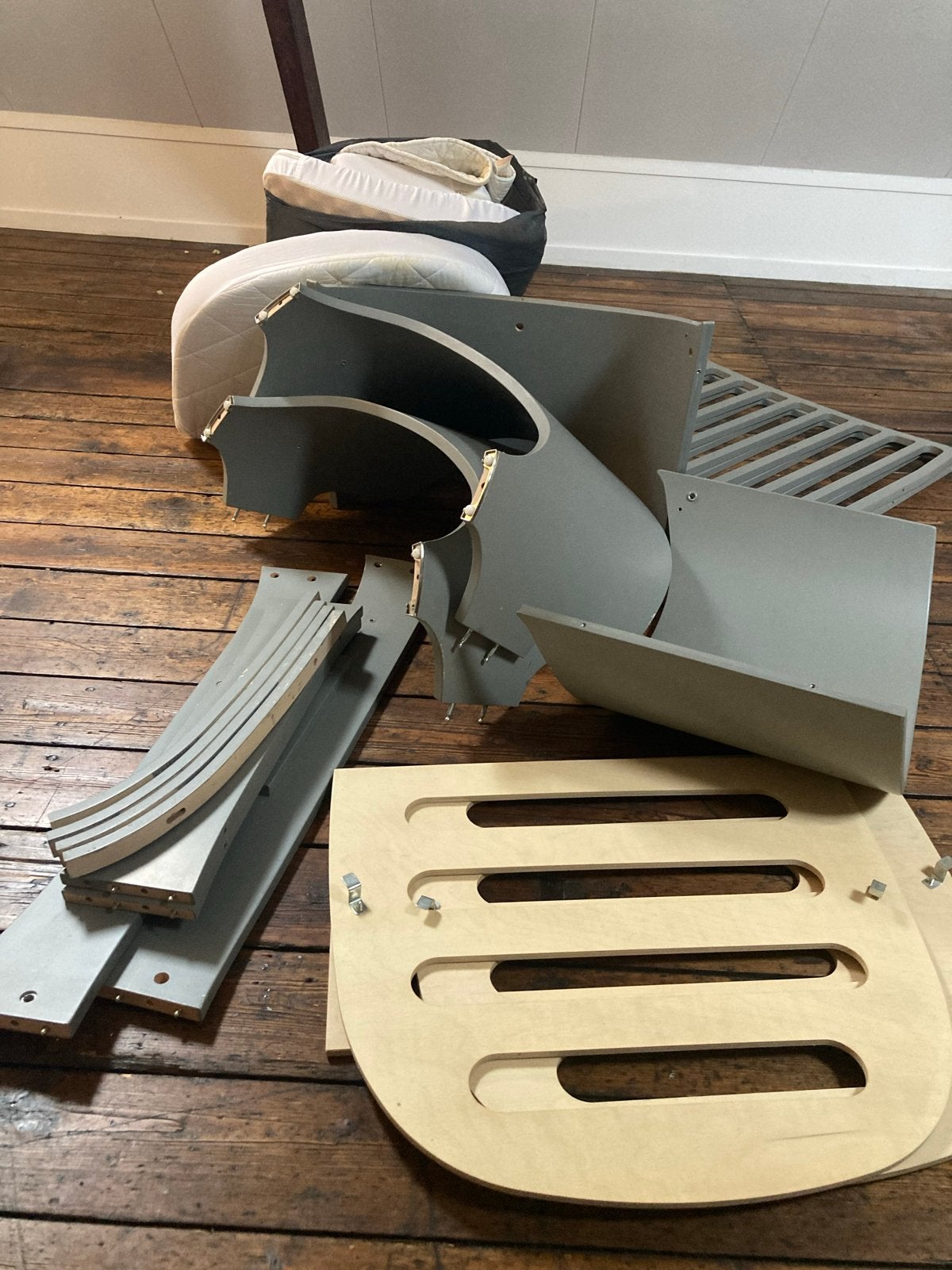 Leander Linea meegroeibed - Grijs, Kinderen en Baby's, Ophalen of Verzenden, Gebruikt, Ledikant