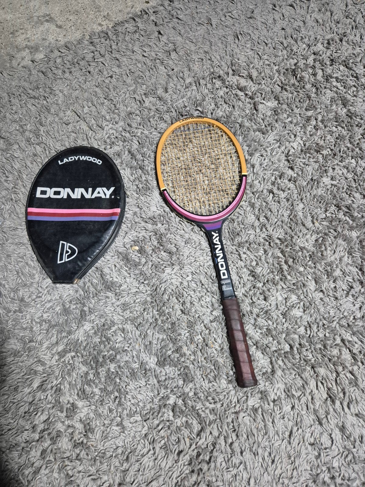 Vintage Donnay Ladywood Tennisracket met Hoes, Sport en Fitness, Tennis, Ophalen of Verzenden, Gebruikt, Racket, Dunlop