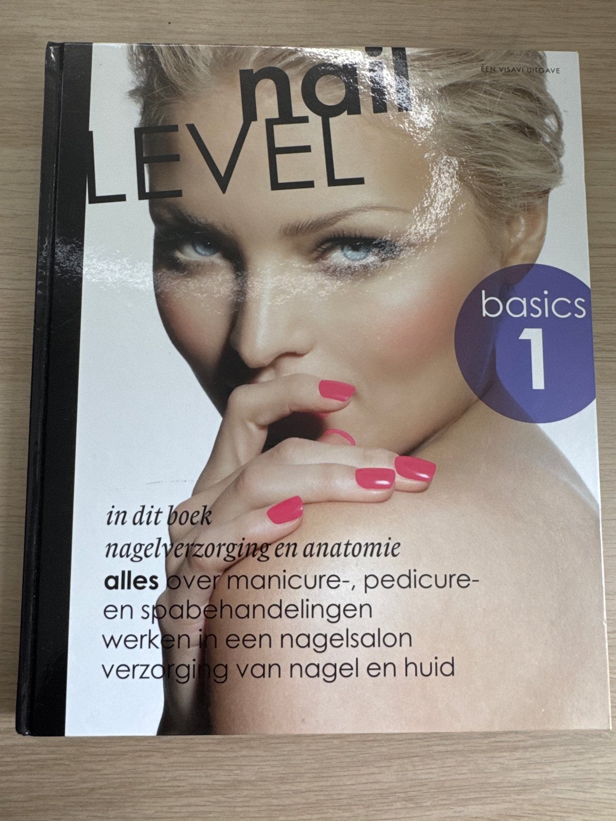 Nail Level Basics 1 & 2 - Nagelverzorging & Styling, Ophalen of Verzenden, Zo goed als nieuw, Niet van toepassing