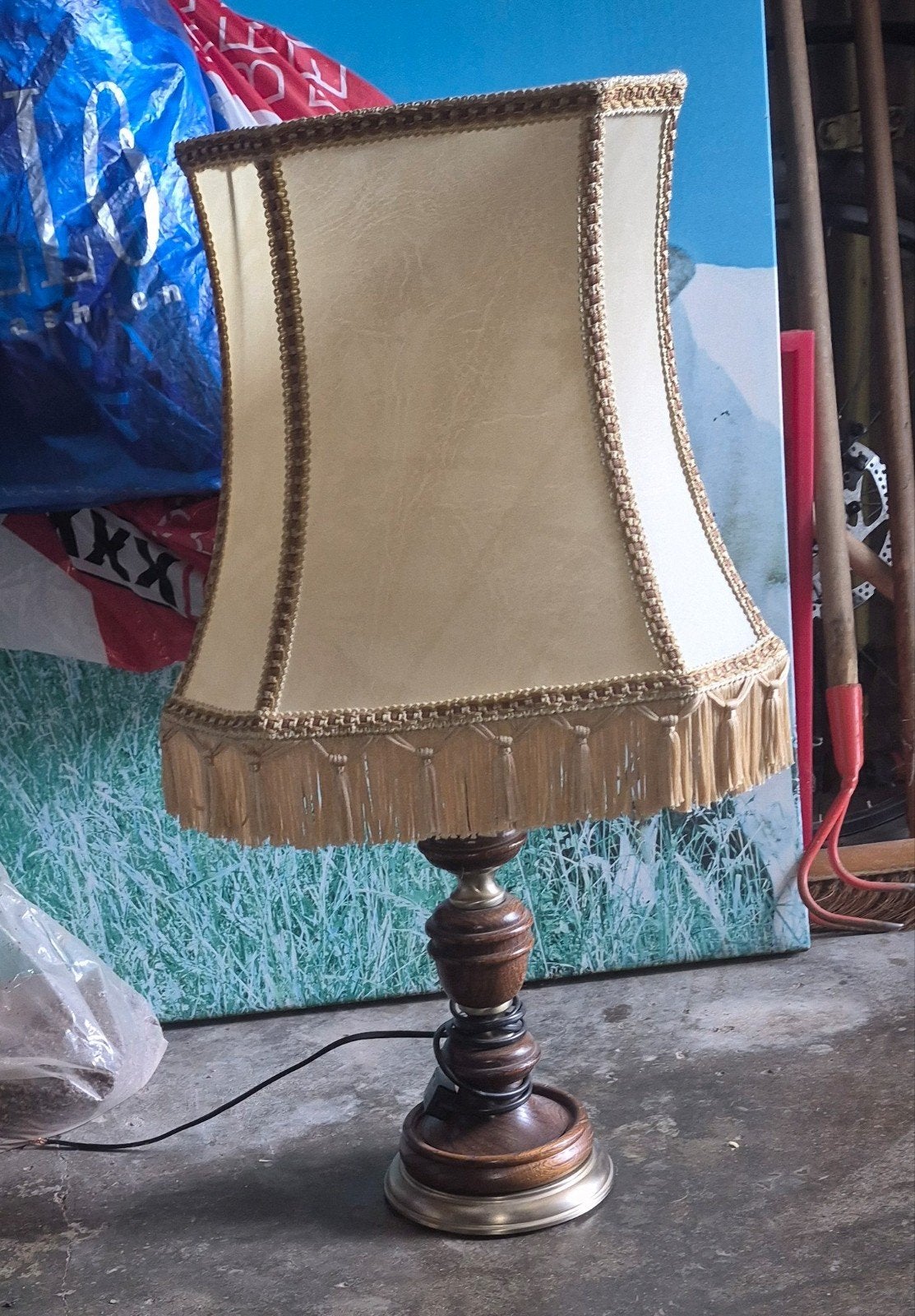 ZEER MOOIE ANTIEKE STA LAMP
HOOGTE 64

€ 75.00, Ophalen of Verzenden