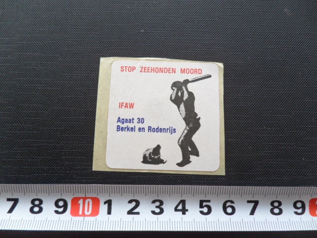 sticker berkel en rodenrijs IFAW stop zeehonden moord, Verzamelen, Ophalen, Zo goed als nieuw