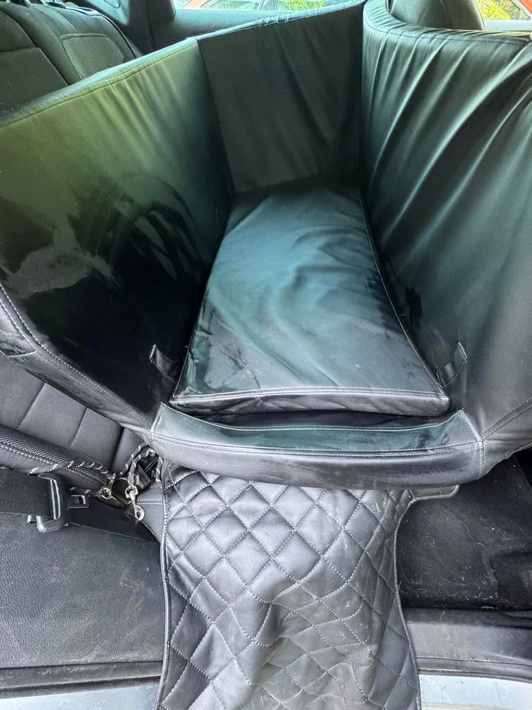 TRAVELMAT Dog Car Seat Bed XL – Premium Backseat Dog Bed, Ophalen, Zo goed als nieuw