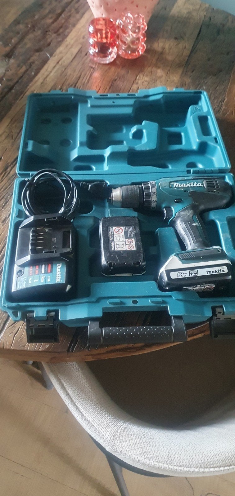 makita met defecte boorkop, Ophalen, Gebruikt, Boor- en Schroefmachine, Variabele snelheid