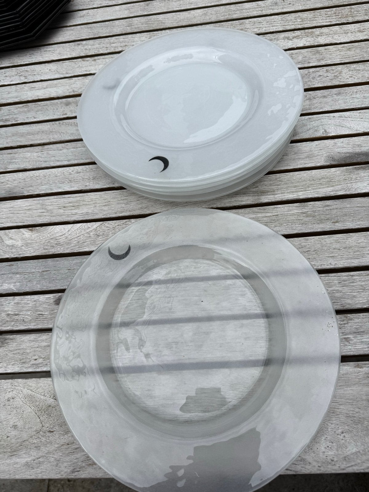 Set van 6 witte borden met halvemaanlogo, Huis en Inrichting, Ophalen, Gebruikt, Overige merken, Glas