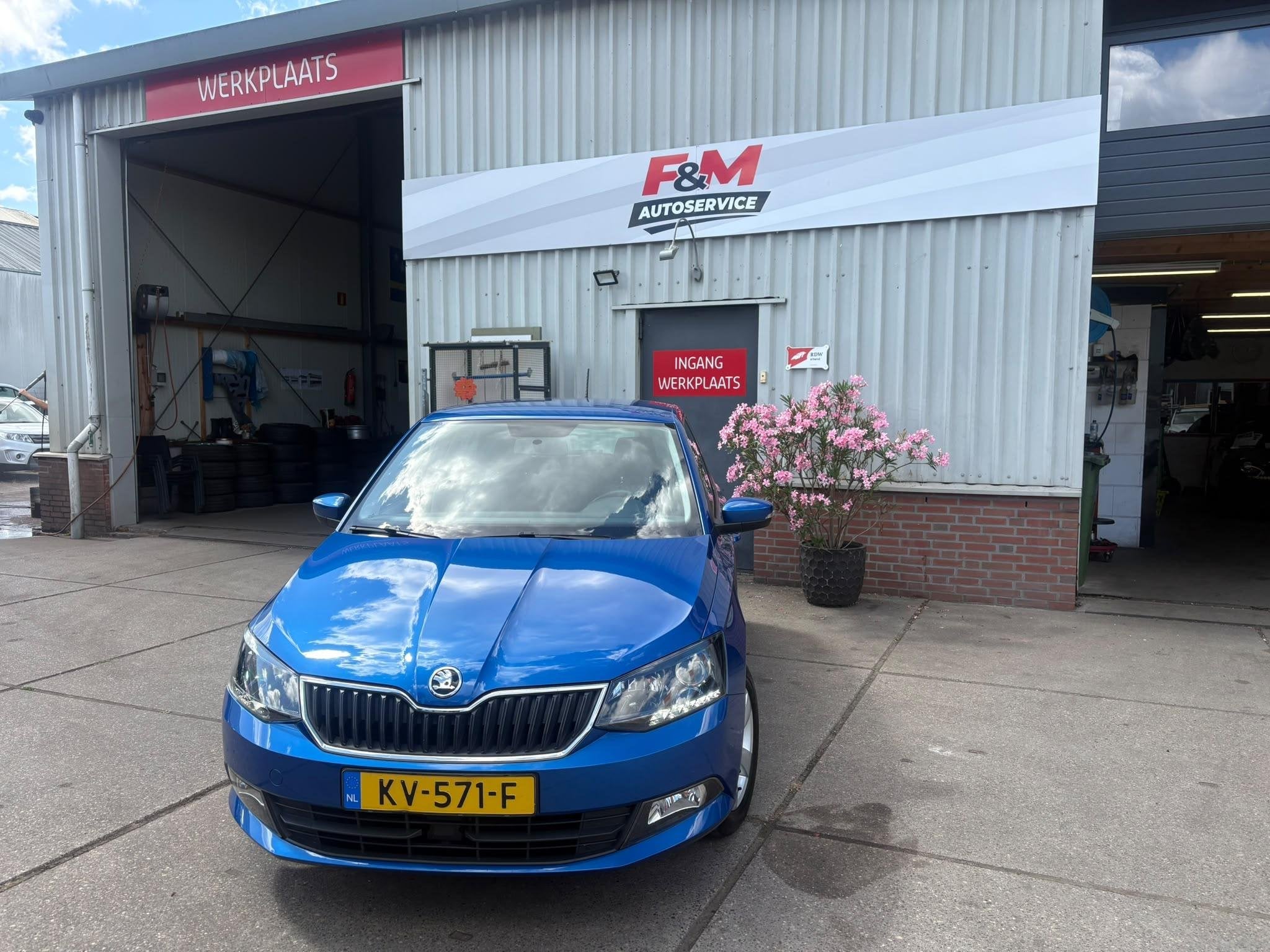 Skoda Fabia 1.2 TSI JOY Airco, cruise, Voorwielaandrijving, Blauw, Origineel Nederlands, Handgeschakeld