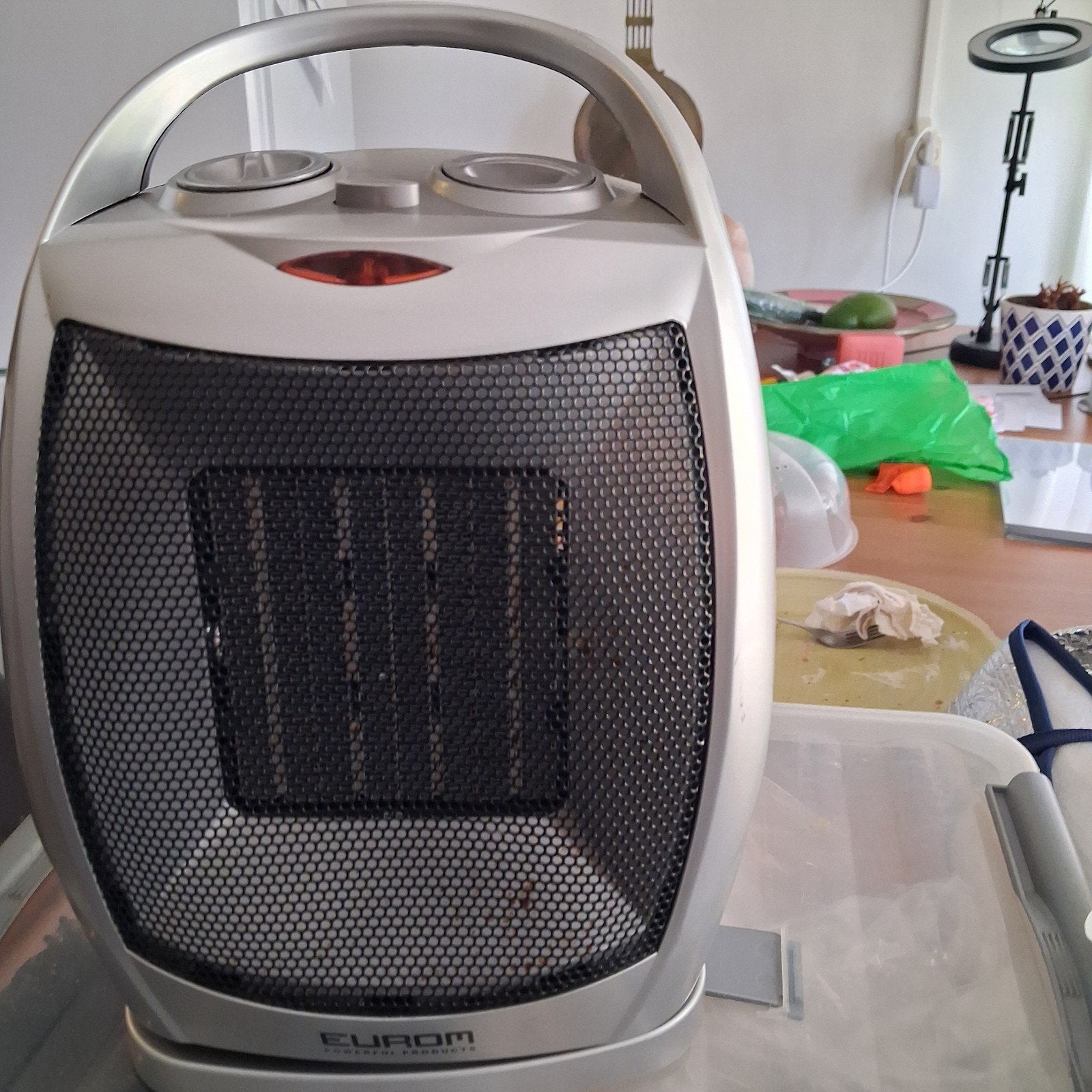 electrische campeer kachel,eurom, Ophalen, Zo goed als nieuw