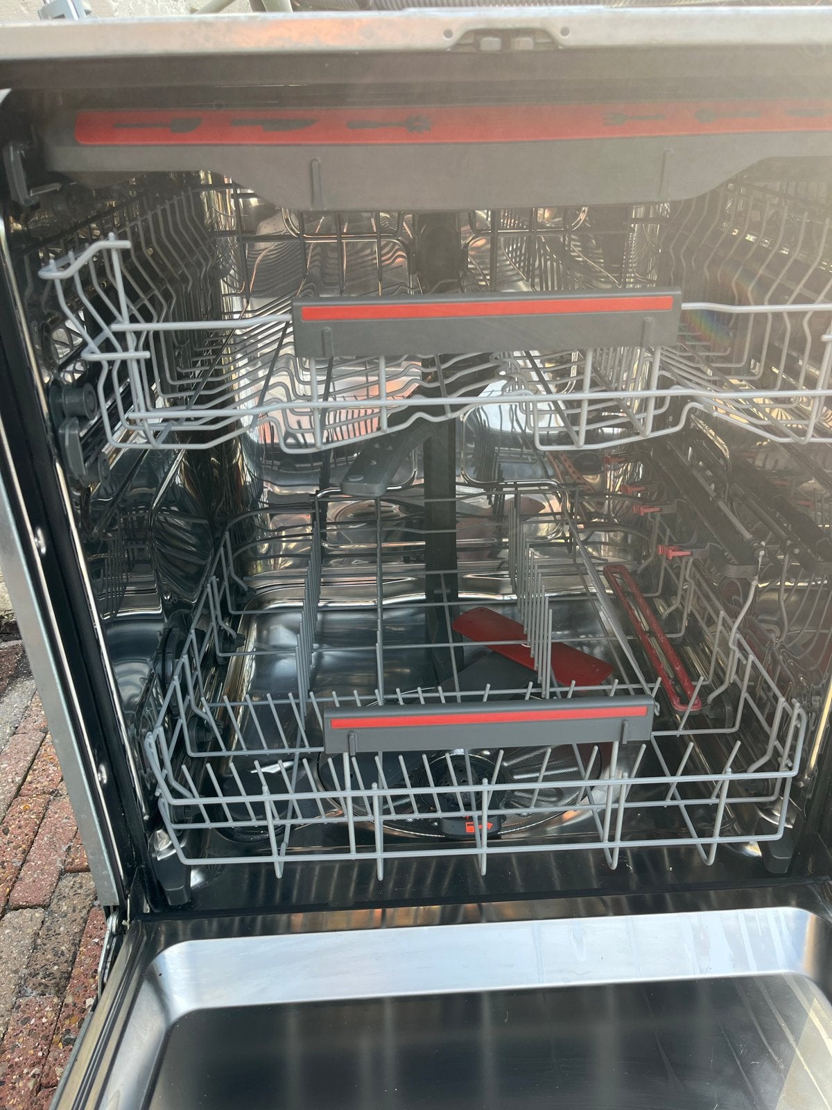 Foto 5 van Zo goed als nieuwe AEG FSB53927Z inbouw vaatwasser