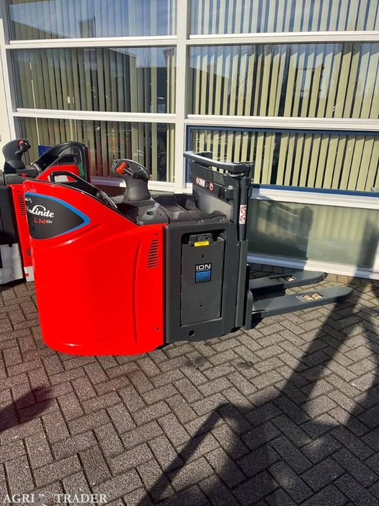 Linde stapelaar L14 SP (nieuw) met Li-ion accu, Zakelijke goederen, Machines en Bouw | Heftrucks en Intern transport, Stapelaar