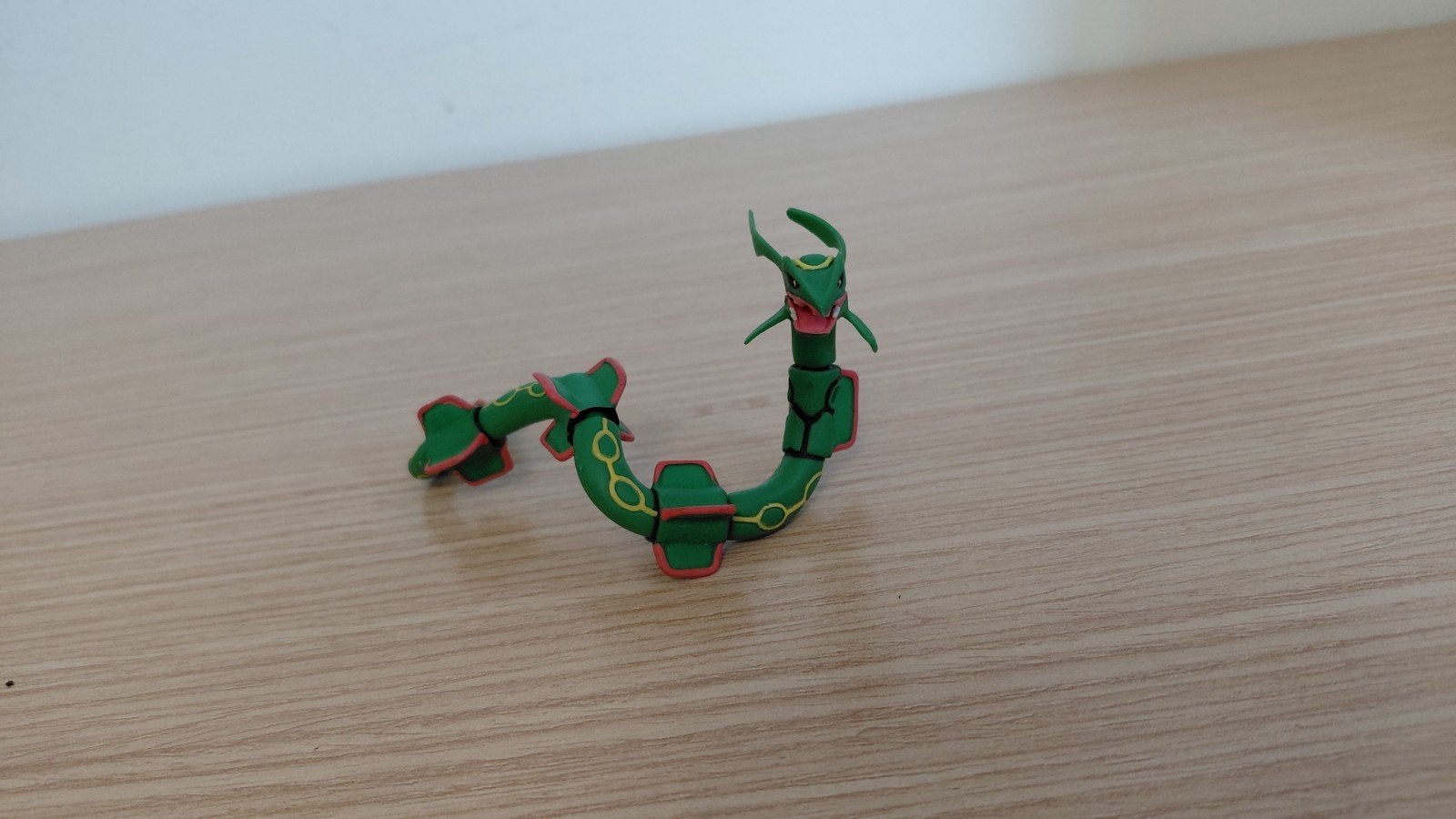 Pokémon figuur Requaza, Verzamelen, Poppetjes en Figuurtjes, Ophalen of Verzenden