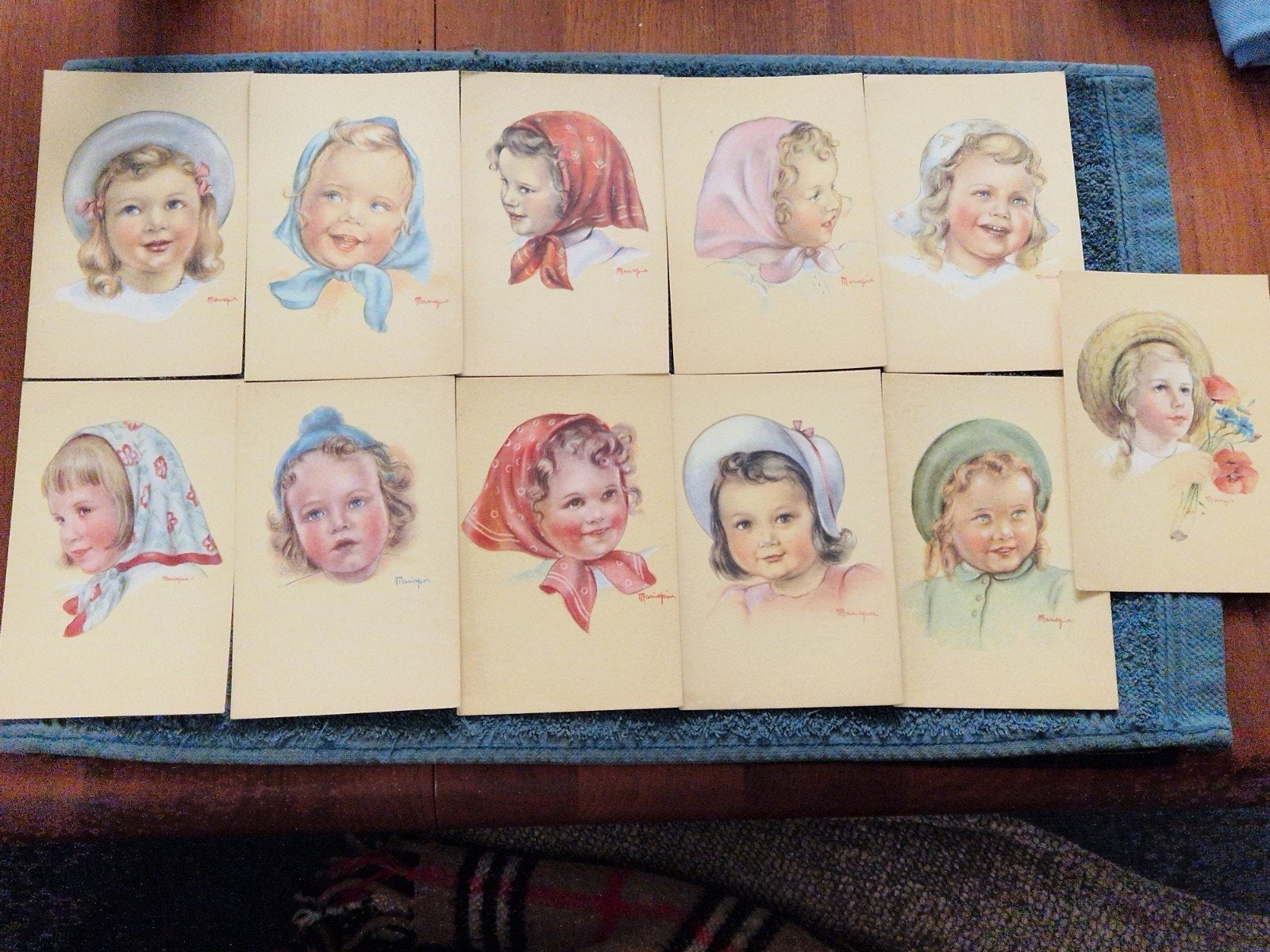 11 Vintage kaarten Italiaanse illustratrice Maria Pia, Verzamelen, Ansichtkaarten | Buitenland, Ongelopen, Italië, 1940 tot 1960