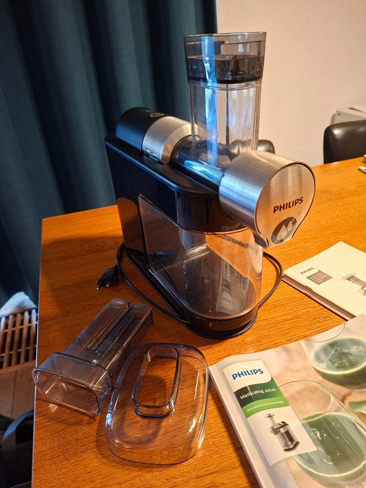 Zgan Philips slowjuicer HR1946/70, Witgoed en Apparatuur, Juicers, Ophalen, Zo goed als nieuw, Elektrisch, Slowjuicer