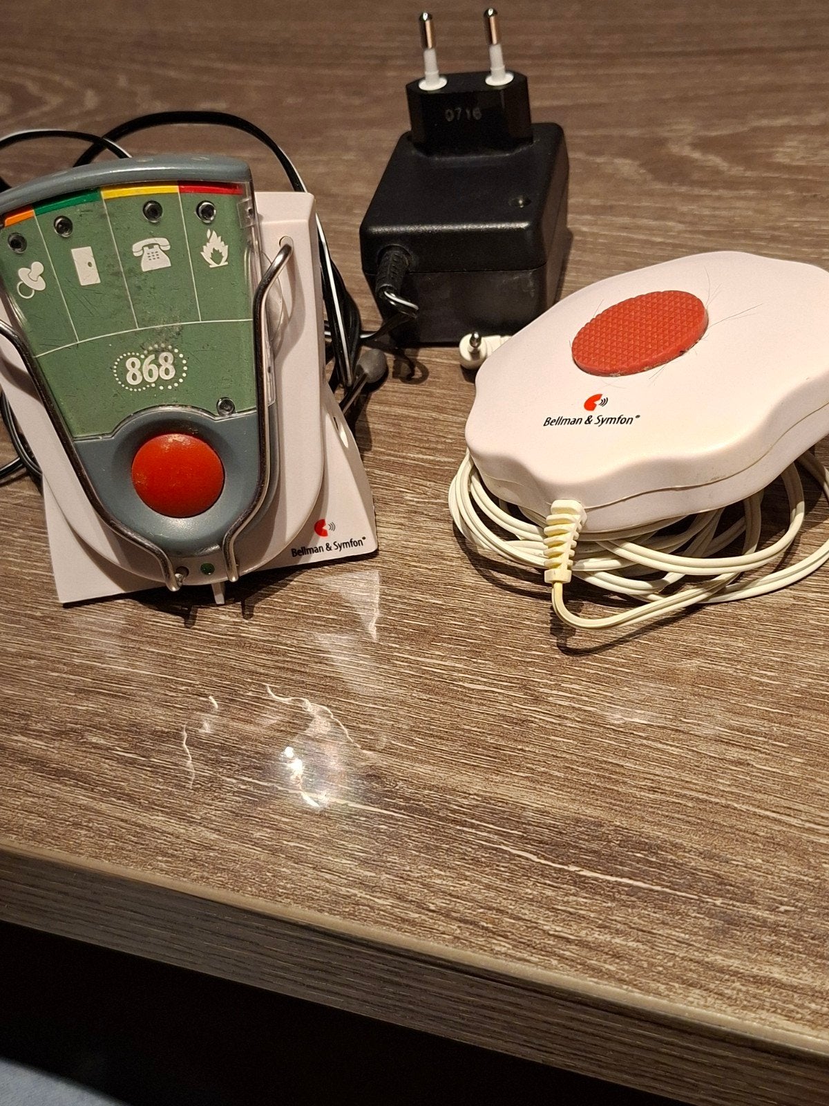 Bellman & Symfon wekker met trilkussen en oplader, Ophalen of Verzenden, Gebruikt