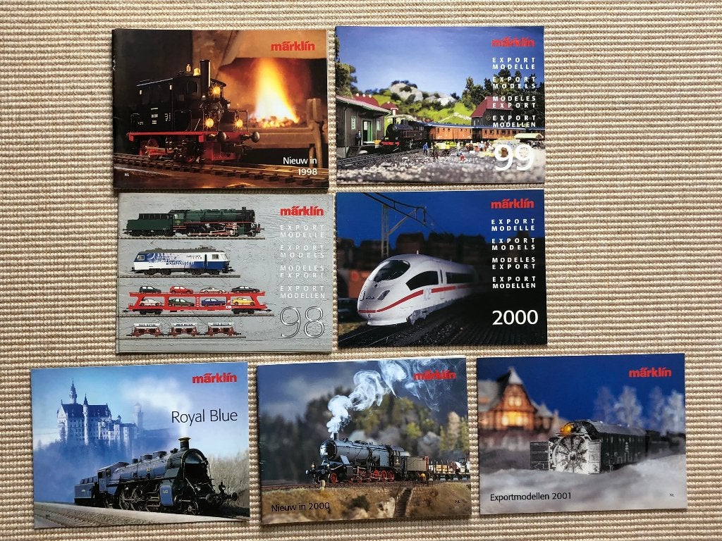 7 x Märklin catalogi en brochures 1998 t/m 2001, Wisselstroom, Zo goed als nieuw, Märklin, Boek, Tijdschrift of Catalogus