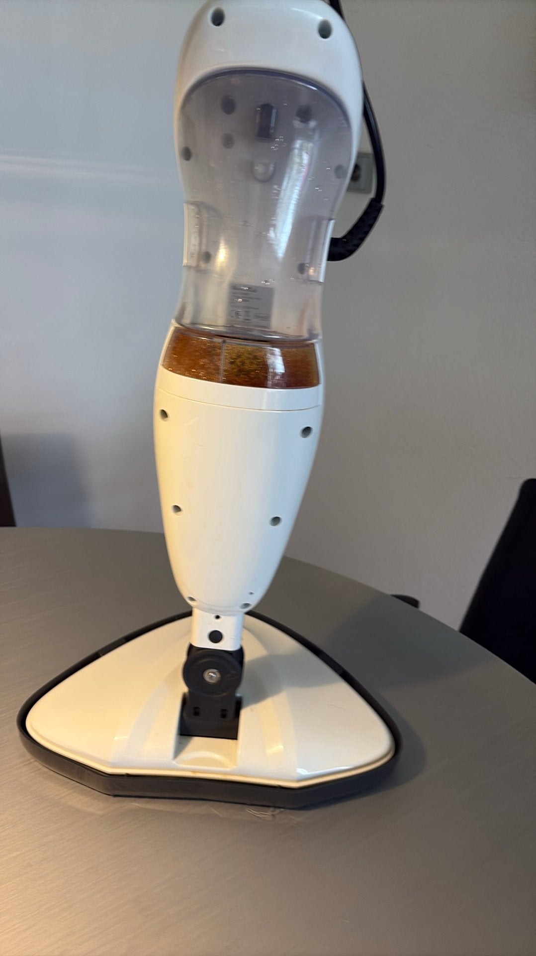 Montiss stoomreiniger, wit, weinig gebruikt, Minder dan 1 liter, Ophalen of Verzenden, Zo goed als nieuw, 1 snelheid