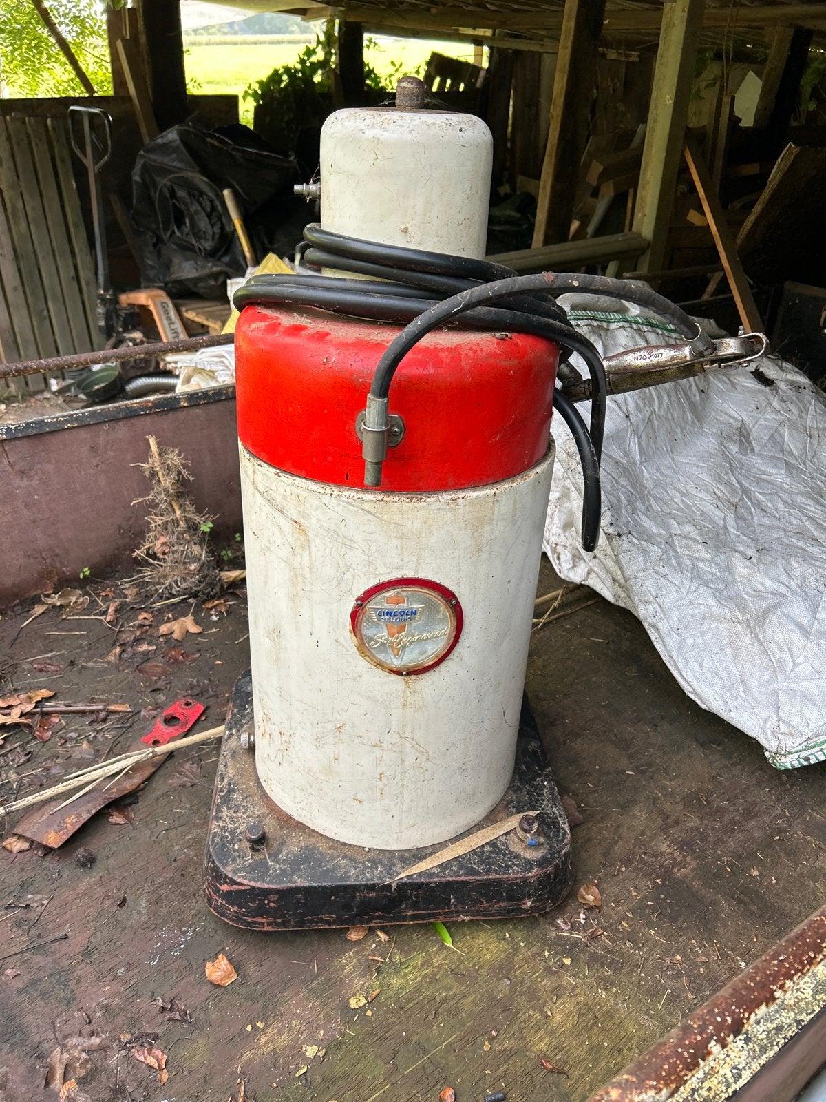 Vintage Lincoln St. Louis Ford Engineered Smeermachine, Ophalen