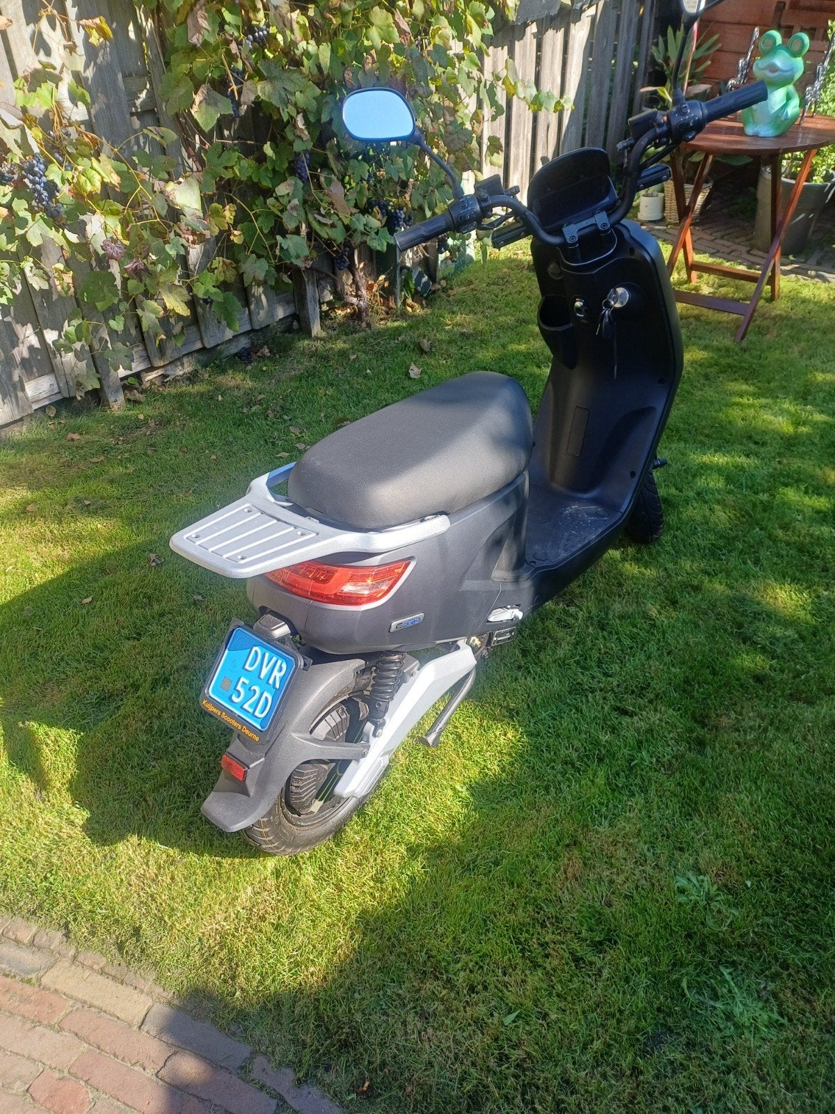 iva electrische scooter met 2164 km, Ophalen, Overige modellen, Elektrisch, Zo goed als nieuw