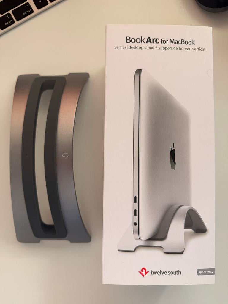 Twelve South BookArc voor MacBook (incl. 14 inch inlay), Computers en Software, Laptopstandaarden, Ophalen of Verzenden, Zo goed als nieuw