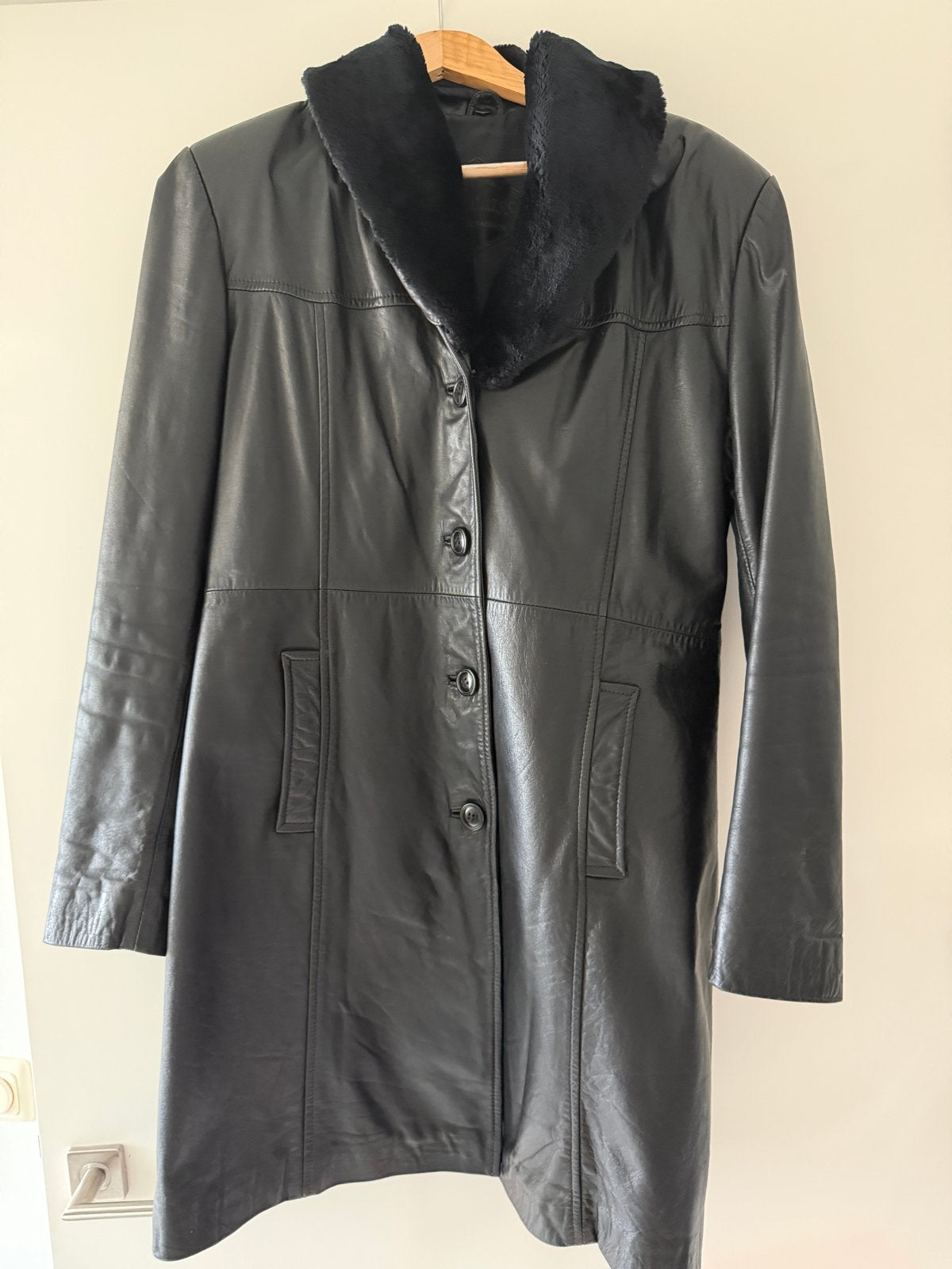 Zwarte Leren Jas met afneembare Bontkraag - Maat L/ XL, Ophalen of Verzenden, Zo goed als nieuw, Maat 42/44 (L), Zwart