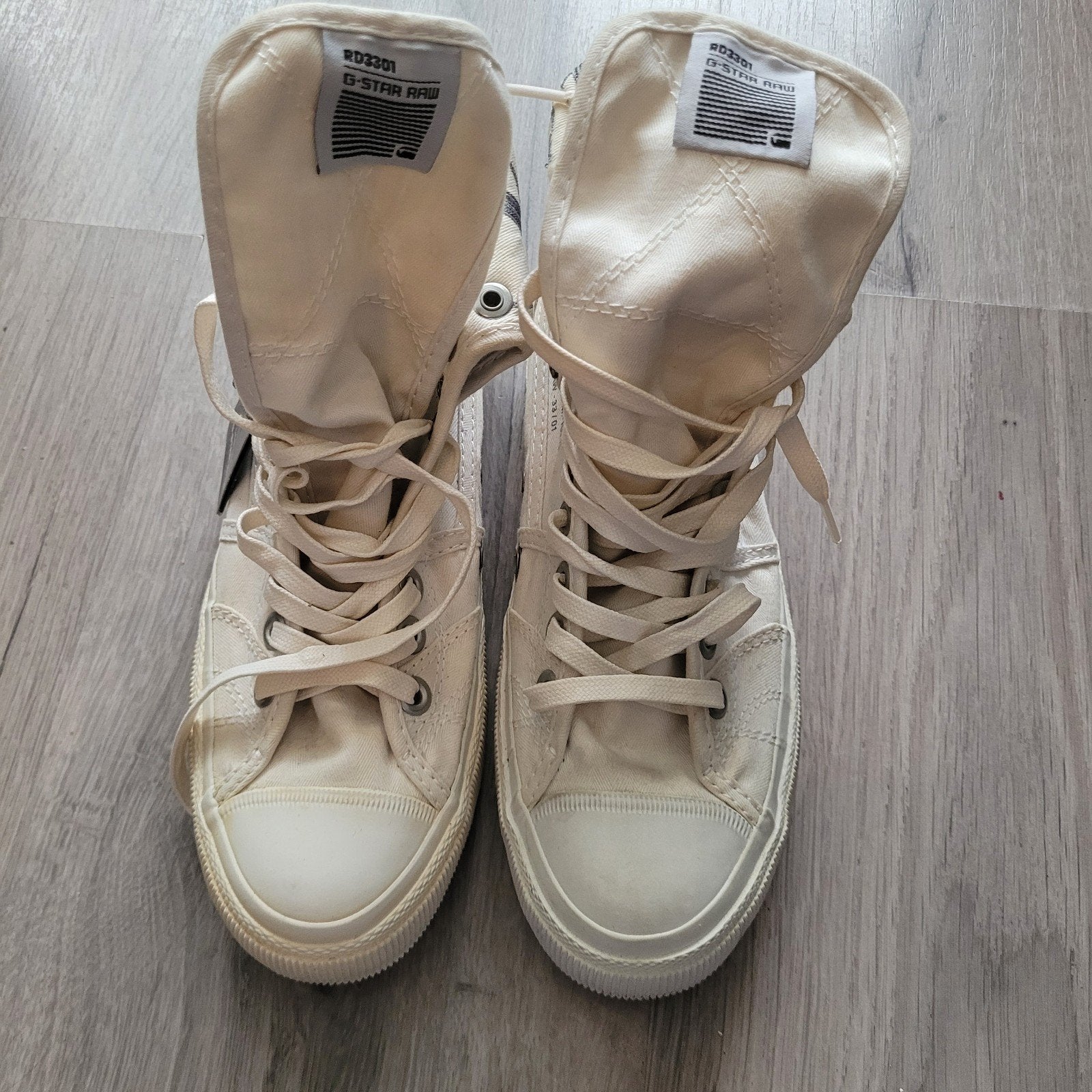 G-Star Raw Schoenen - Nooit Gedragen (Verkleuring), Wit, Ophalen of Verzenden, G-Star Raw, Sneakers of Gympen