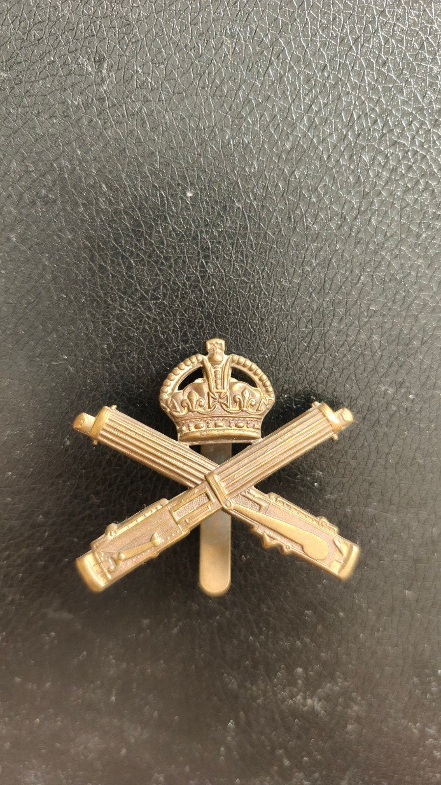 Originele WW1 capbadge Machine Gun Corps., Ophalen of Verzenden, Landmacht, Engeland, Embleem of Badge