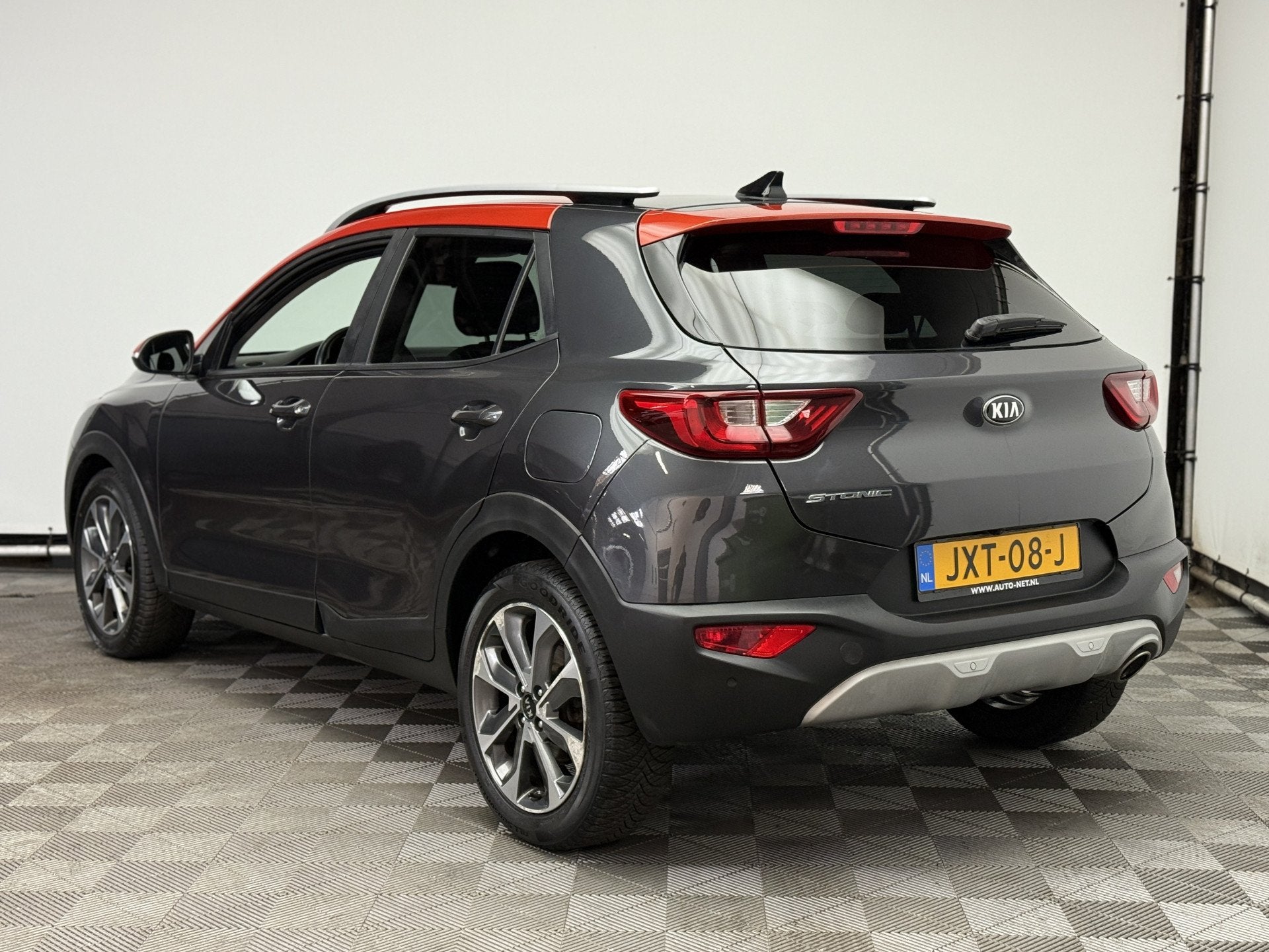 Kia Stonic 1.0 T-GDi ExecutiveLine Automaat Zeer Compleet, Gebruikt, Met garantie (alle), 1110 kg, Bedrijf