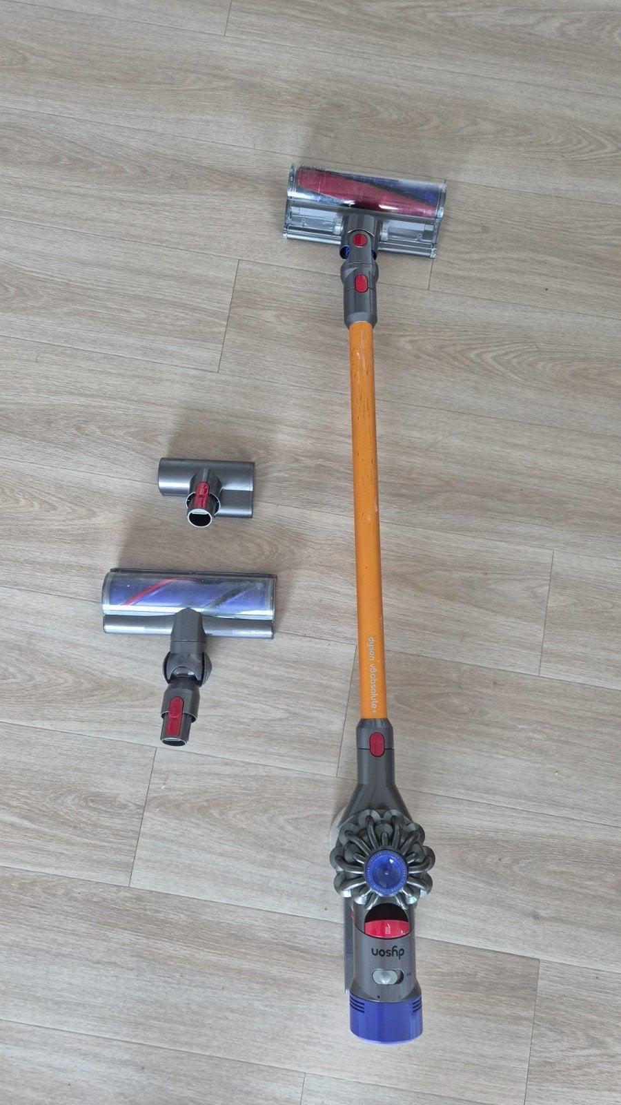 Dyson V8 Animal+ Steelstofzuiger - Krachtig en Draadloos, Ophalen, Gebruikt, Dyson, Draadloos