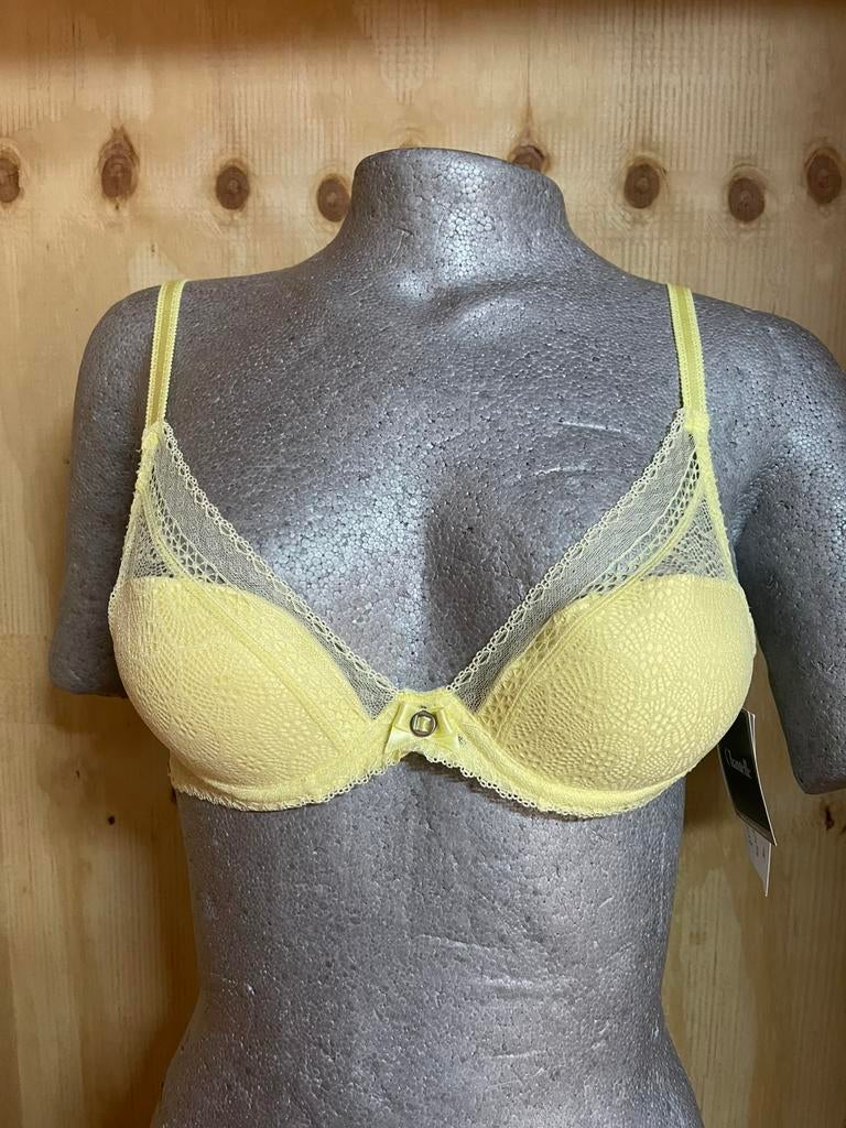 Chantelle push up bh maat 70a model 3682, Verzenden, Geel, BH