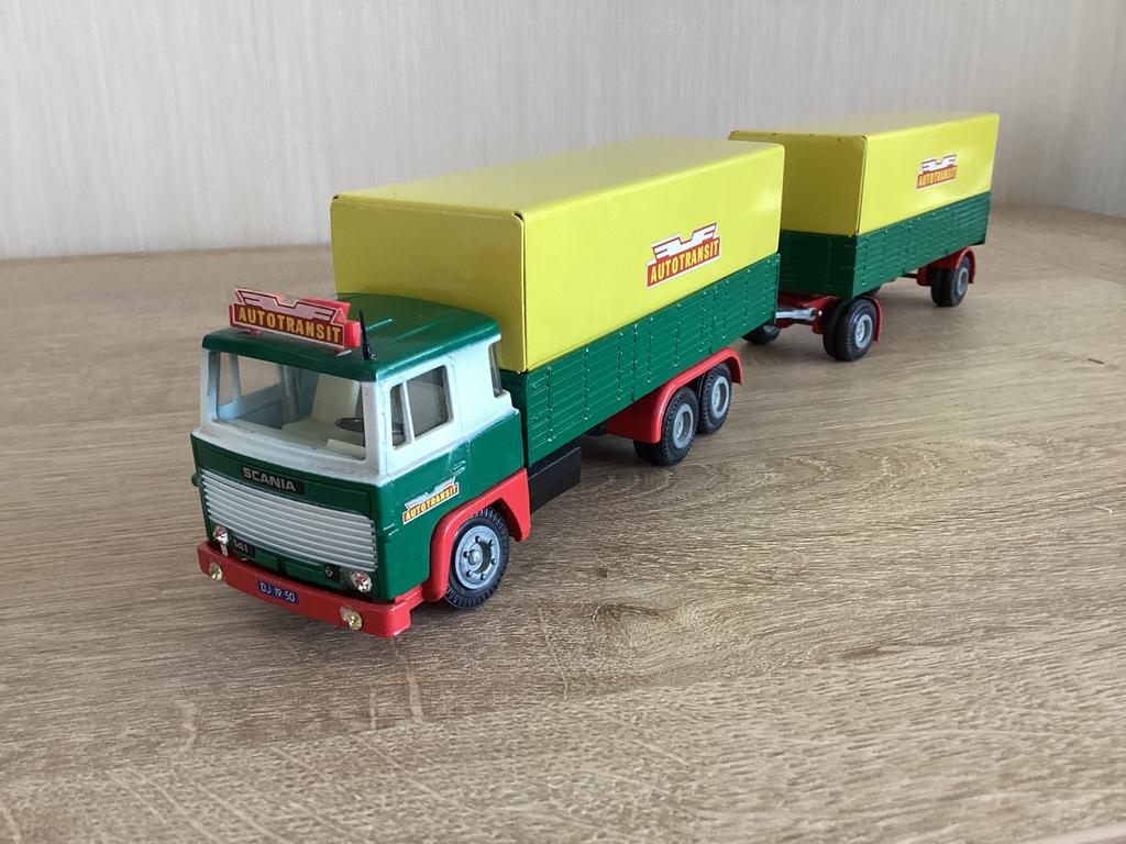 Nette Scania 141 Combi kantel cabine stuuras antenne Tekno, Hobby en Vrije tijd, Modelauto's | 1:50, Ophalen of Verzenden, Zo goed als nieuw