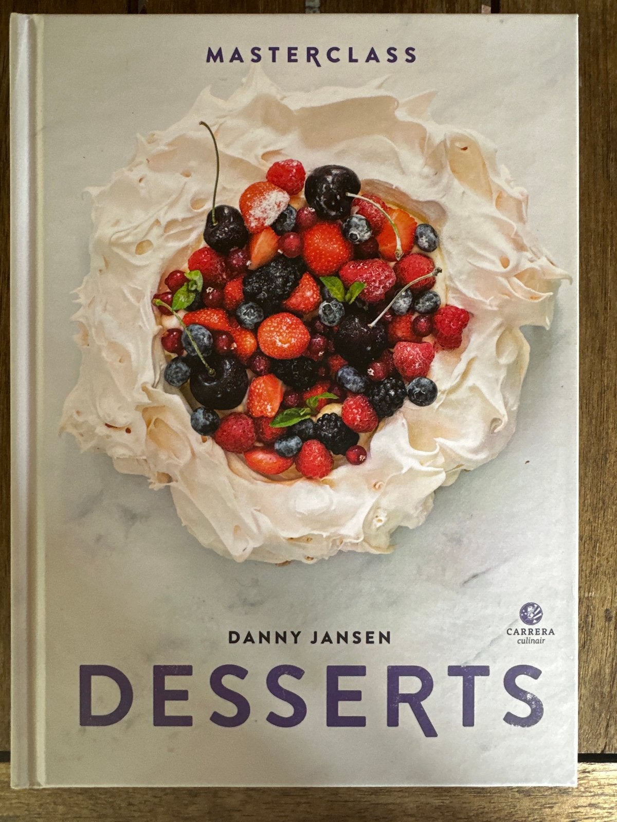 Desserts - Danny Jansen (kookboek) Masterclass, Boeken, Kookboeken, Verzenden, Zo goed als nieuw, Overige gebieden, Taart, Gebak en Desserts
