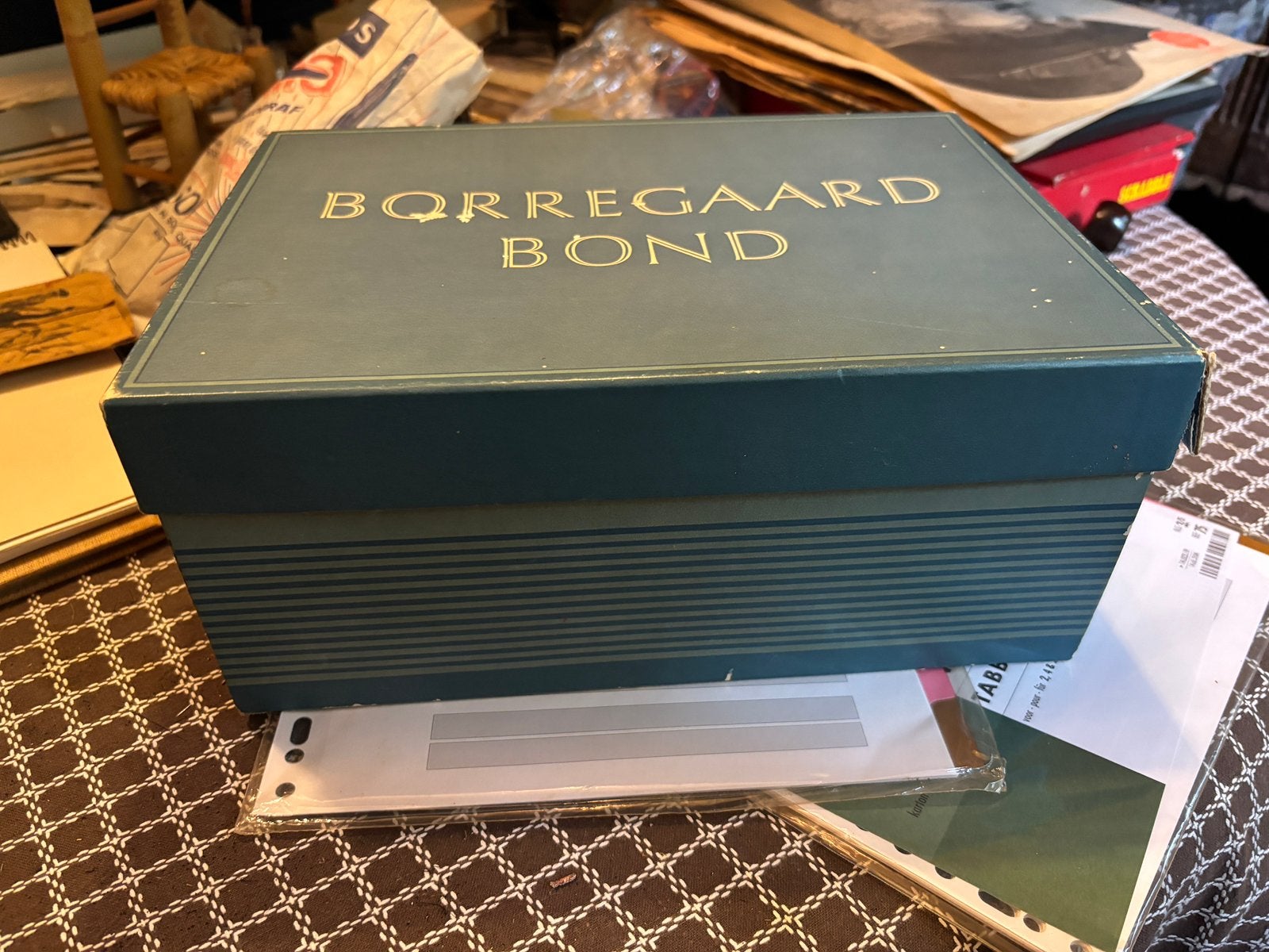 Schrijfdoos met papier en enveloppe, Ophalen, Zo goed als nieuw