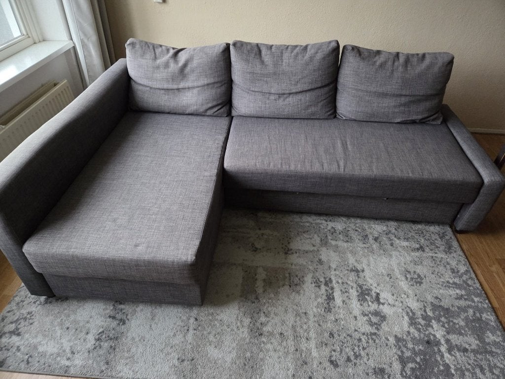 Gratis IKEA FRIHETEN bank, Huis en Inrichting, Banken | Bankstellen, Ophalen, Gebruikt, 125 tot 150 cm, Hoekbank